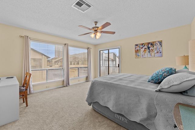 1112 Bering Drive 66, Houston, TX 77057