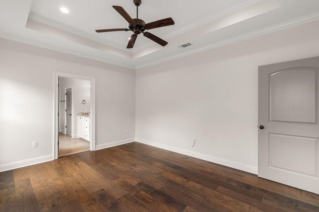 23 E Yellowstone, Hattiesburg, MS 39402