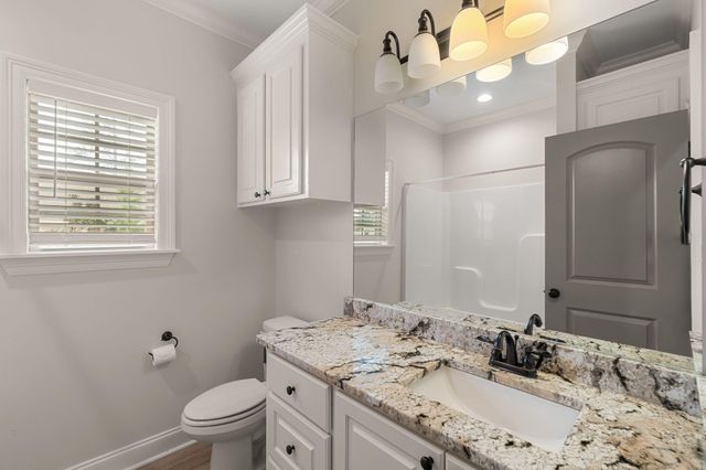 23 E Yellowstone, Hattiesburg, MS 39402