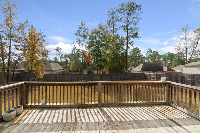 23 E Yellowstone, Hattiesburg, MS 39402