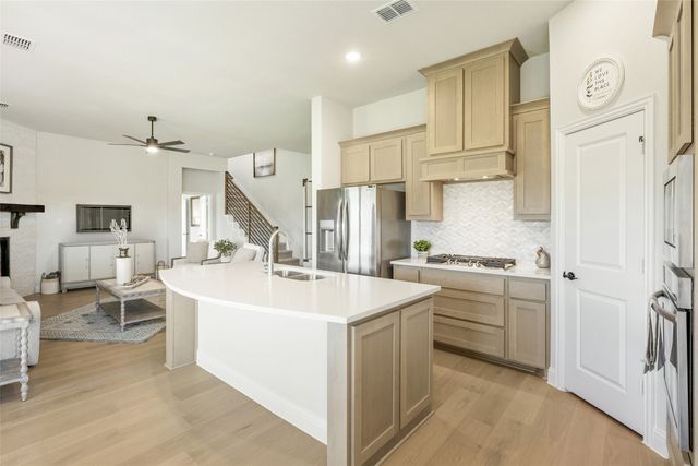 3201 Boat Landing Trail, Granbury, TX 76049