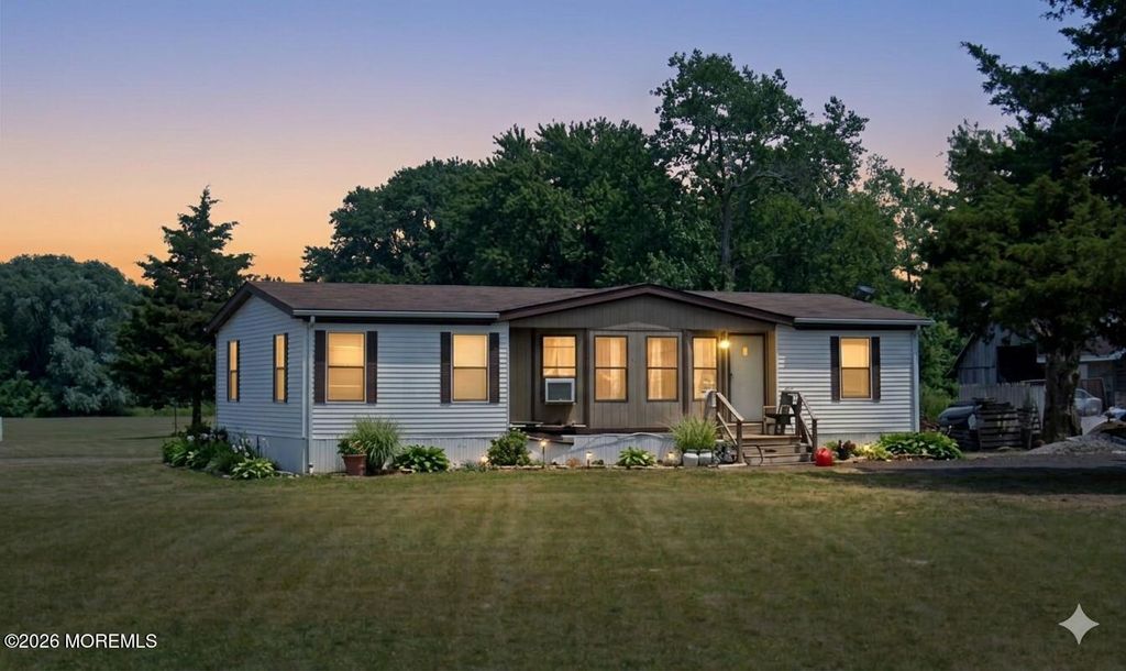 500 Orbanus Lane, Williamstown, NJ 08094