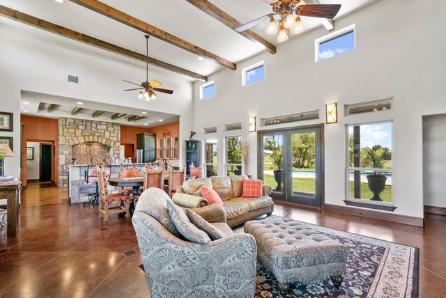 210 W Bluff Lane, Millsap, TX 76066