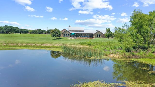 210 W Bluff Lane, Millsap, TX 76066