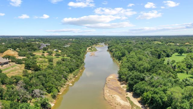 210 W Bluff Lane, Millsap, TX 76066
