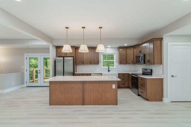 826 Long Mill Road, Athens, TN 37303