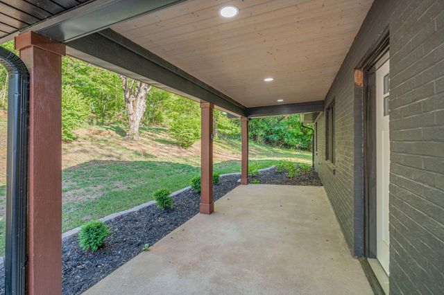 826 Long Mill Road, Athens, TN 37303