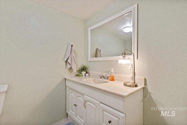 3012 N Tamarack Drive, Boise, ID 83703