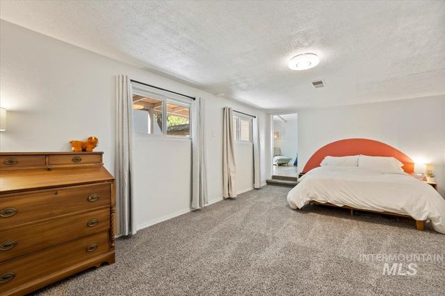 3012 N Tamarack Drive, Boise, ID 83703