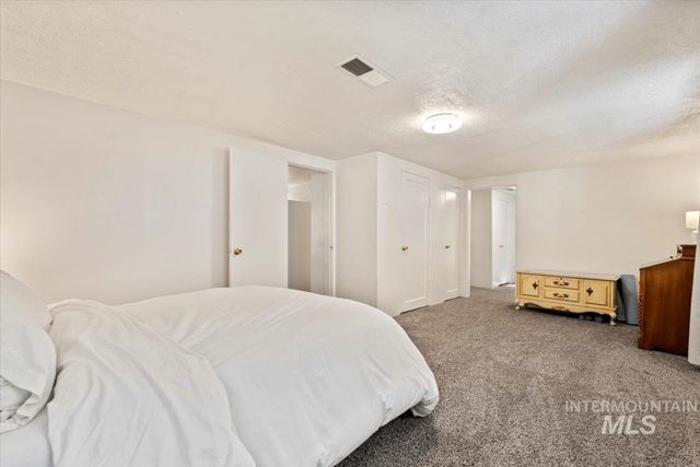 3012 N Tamarack Drive, Boise, ID 83703