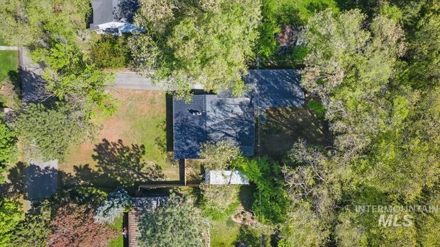 3012 N Tamarack Drive, Boise, ID 83703