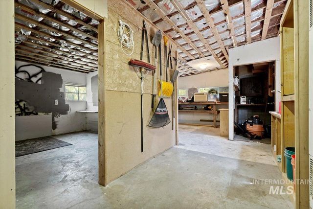 3012 N Tamarack Drive, Boise, ID 83703