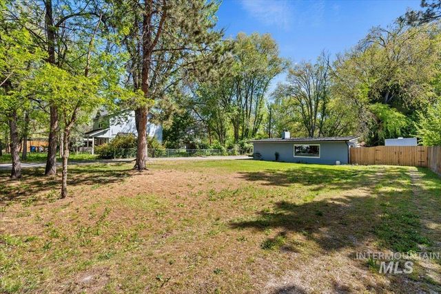 3012 N Tamarack Drive, Boise, ID 83703