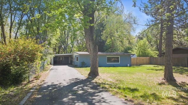 3012 N Tamarack Drive, Boise, ID 83703