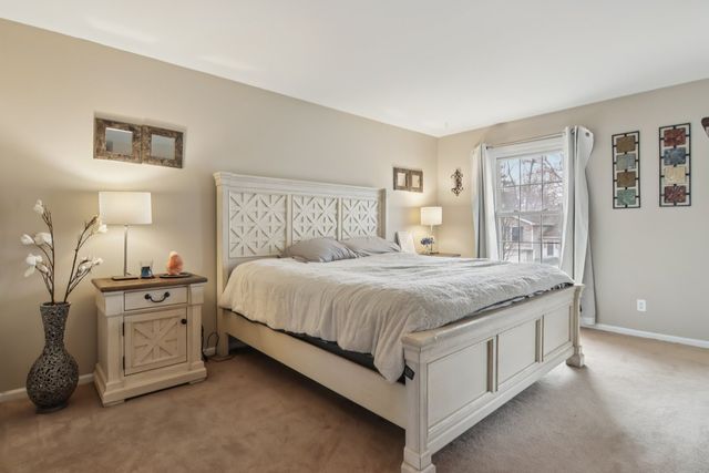 693 Exmoor Terrace, Crystal Lake, IL 60014