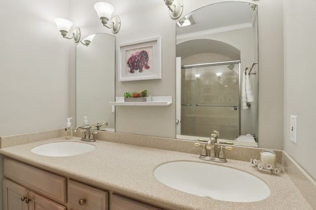 693 Exmoor Terrace, Crystal Lake, IL 60014