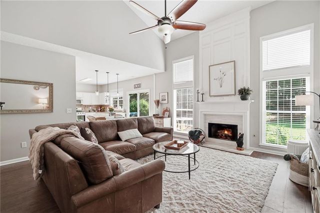 523 Drifton Way, Woodstock, GA 30188