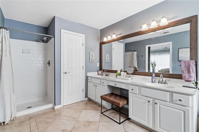 523 Drifton Way, Woodstock, GA 30188