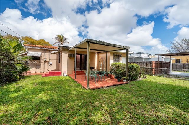 1780 SW 23rd St, Miami, FL 33145