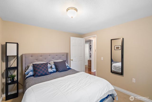 9810 NE 3rd Street, Vancouver, WA 98664