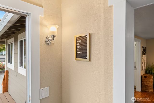 9810 NE 3rd Street, Vancouver, WA 98664