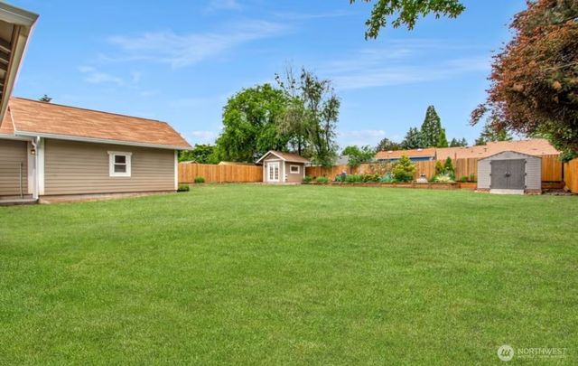 9810 NE 3rd Street, Vancouver, WA 98664