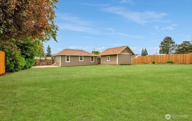 9810 NE 3rd Street, Vancouver, WA 98664