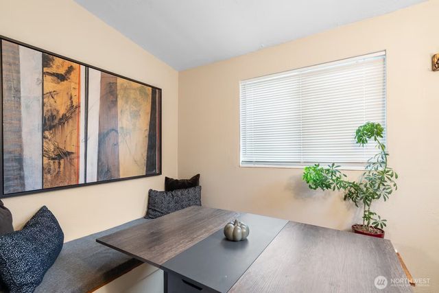 9810 NE 3rd Street, Vancouver, WA 98664