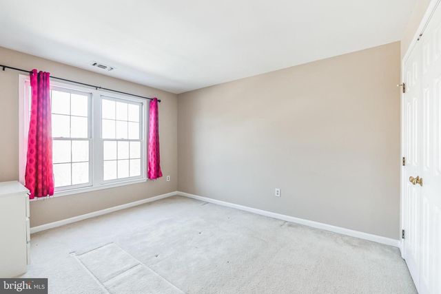 2145 WOLFTRAP CT, Vienna, VA 22182