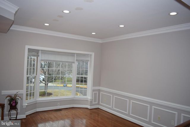 2145 WOLFTRAP CT, Vienna, VA 22182