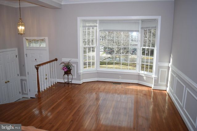 2145 WOLFTRAP CT, Vienna, VA 22182