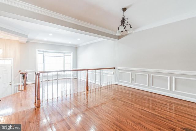 2145 WOLFTRAP CT, Vienna, VA 22182