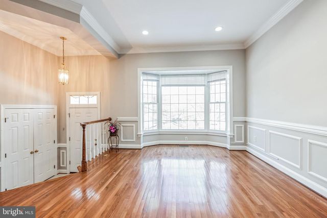 2145 WOLFTRAP CT, Vienna, VA 22182