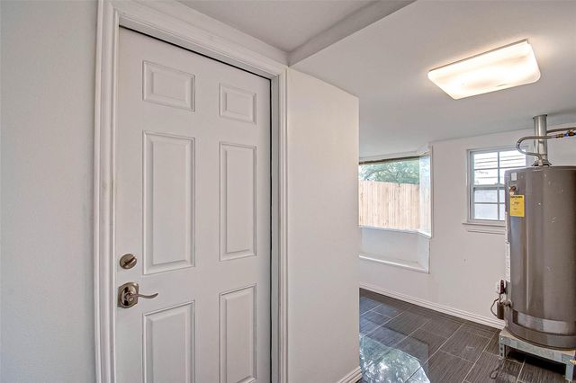 4804 Saxon Street, Bellaire, TX 77401