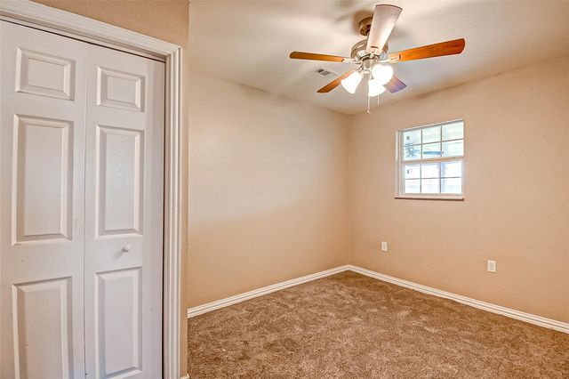 4804 Saxon Street, Bellaire, TX 77401