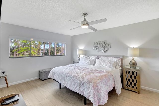 15400 Cedarwood LN 1-201, Naples, FL 34110