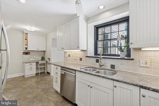 5265 APACHE LN, Drexel Hill, PA 19026