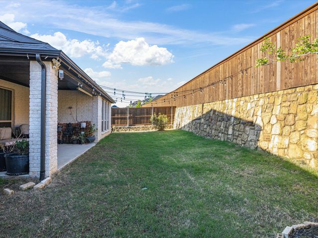 1606 Evening Primrose Drive, Mansfield, TX 76063