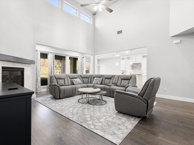 1606 Evening Primrose Drive, Mansfield, TX 76063