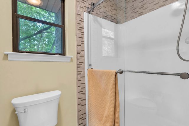 918 Stone Crest Circle, Chattanooga, TN 37421