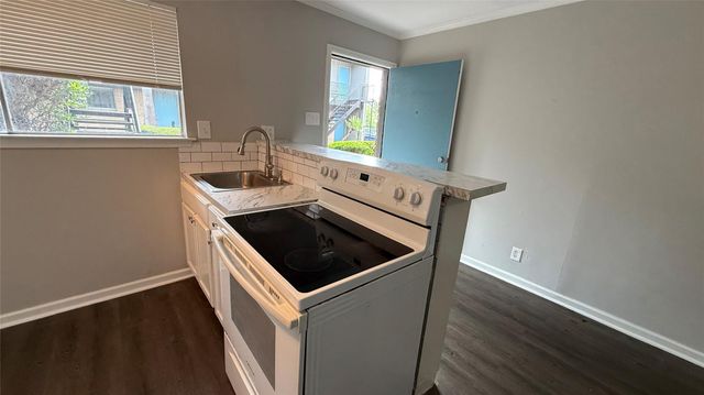 1660 Richmond Avenue 16, Houston, TX 77006