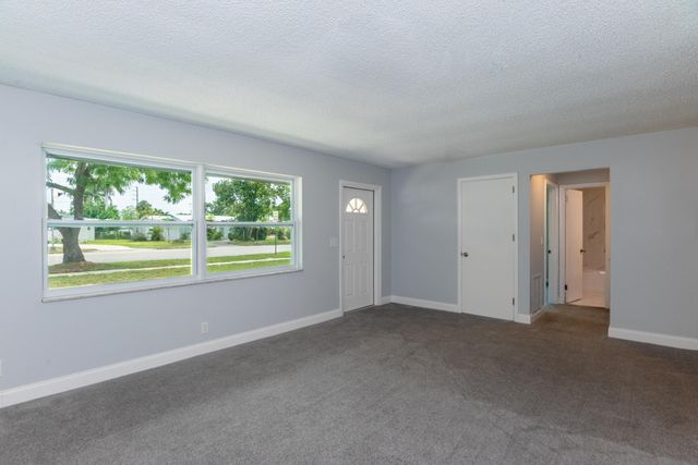 308 Park Avenue, Lake Park, FL 33403
