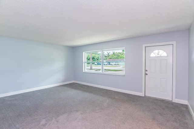 308 Park Avenue, Lake Park, FL 33403