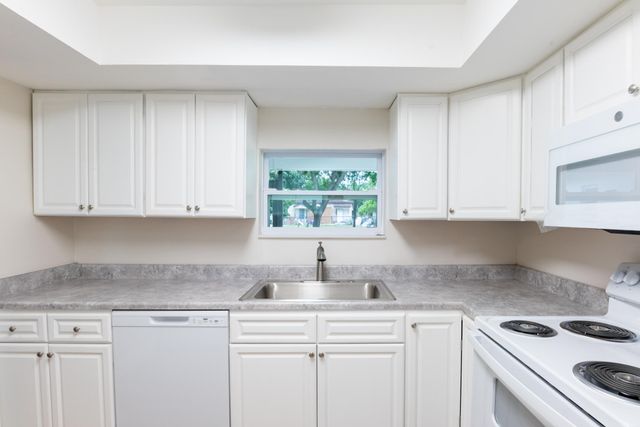 308 Park Avenue, Lake Park, FL 33403
