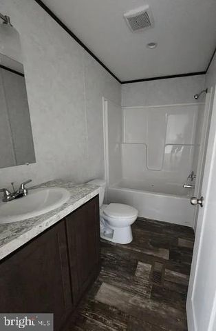 12 MINTON DR, Selinsgrove, PA 17870