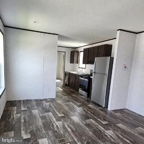 12 MINTON DR, Selinsgrove, PA 17870