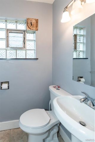 20 Barcelona Avenue, St Louis, MO 63138