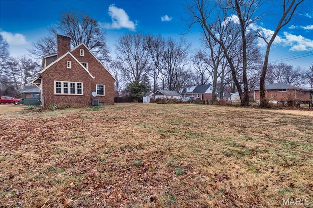 20 Barcelona Avenue, St Louis, MO 63138