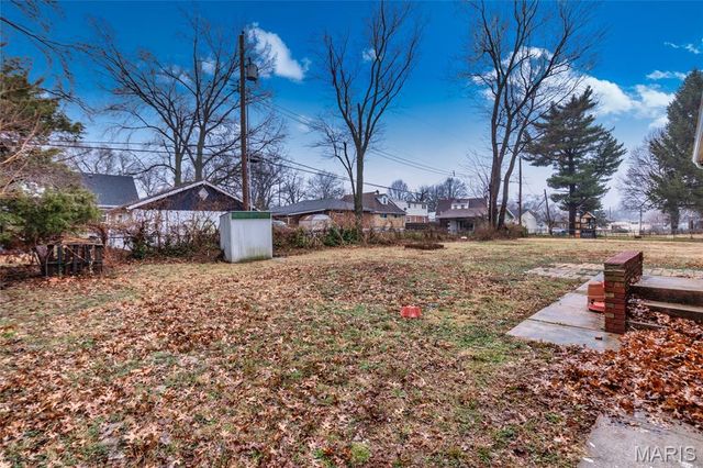 20 Barcelona Avenue, St Louis, MO 63138