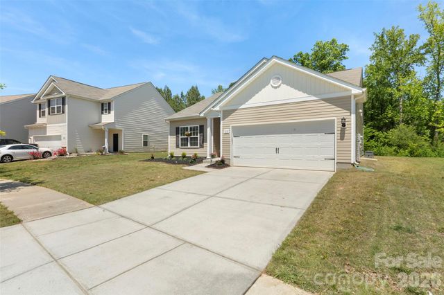 7318 Cuddington Drive, Charlotte, NC 28215